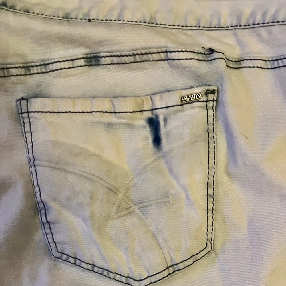 Amethyst Light Wash Distressed Skinny Jeans - Image 3