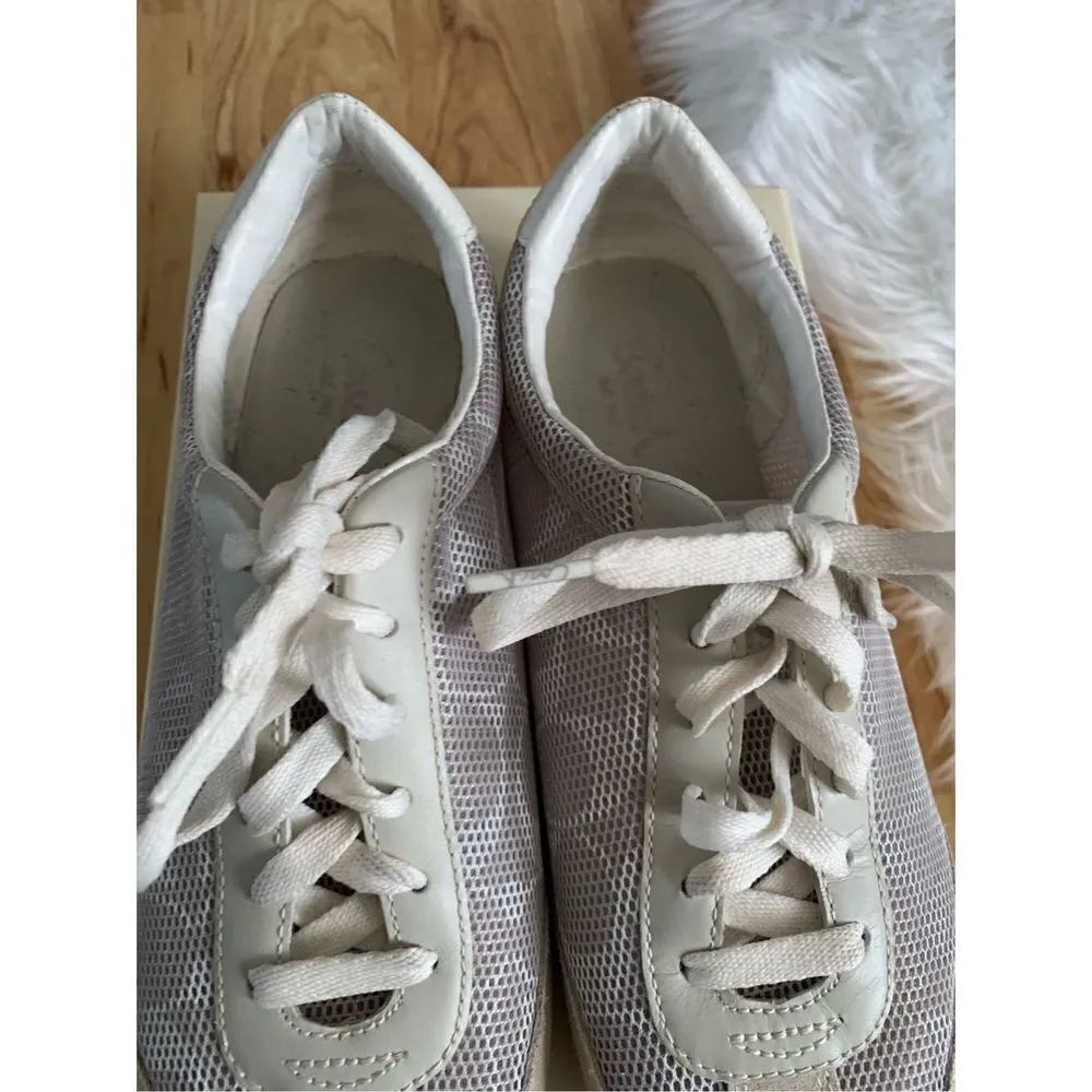Coach white baige sneaker neala size 8 - Image 2