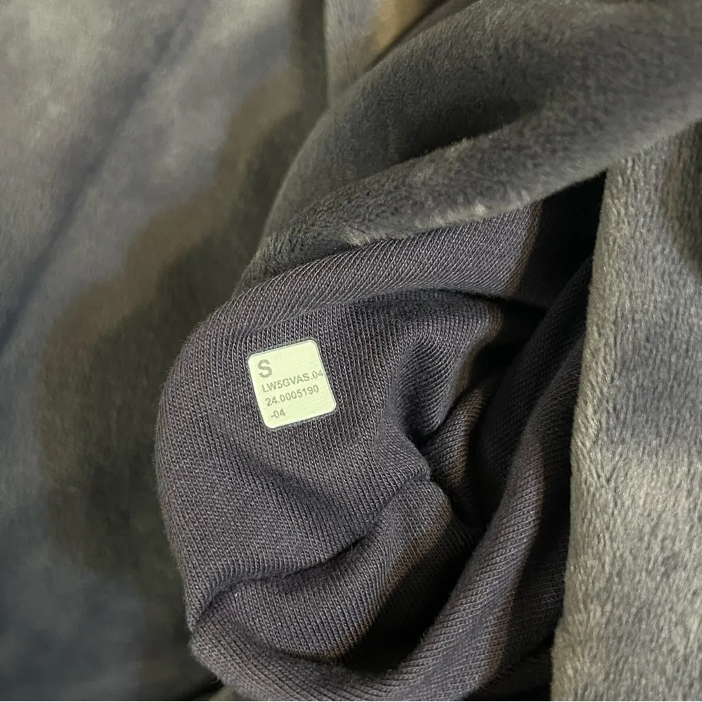 NEW Lululemon Scuba Purple Velvet Mid Rise Wide Leg Pants Women’s Size Small - Image 11