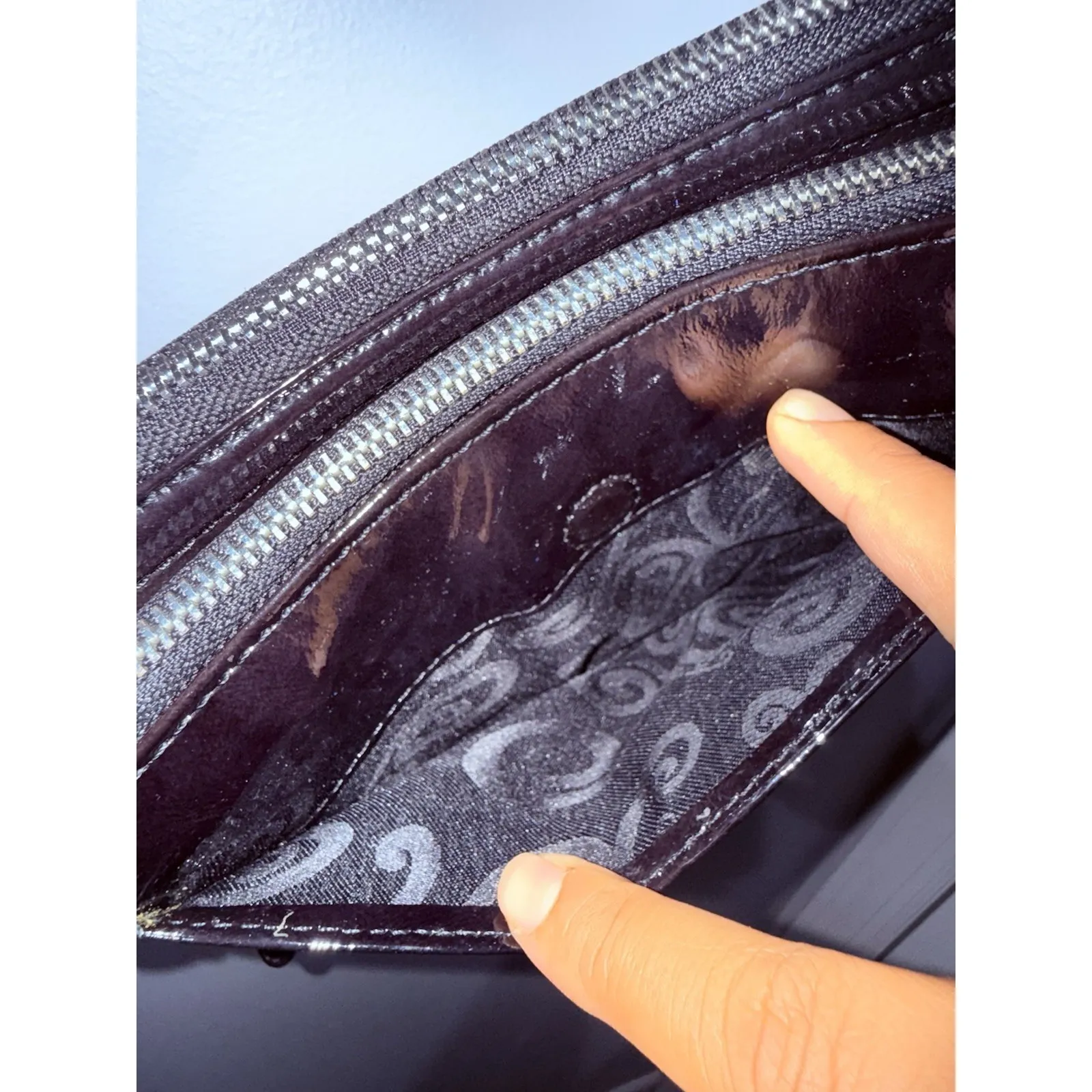 Brighton Women's Plain Black Modern Crossbody Adjustable‎ Strap Bag P - Image 3