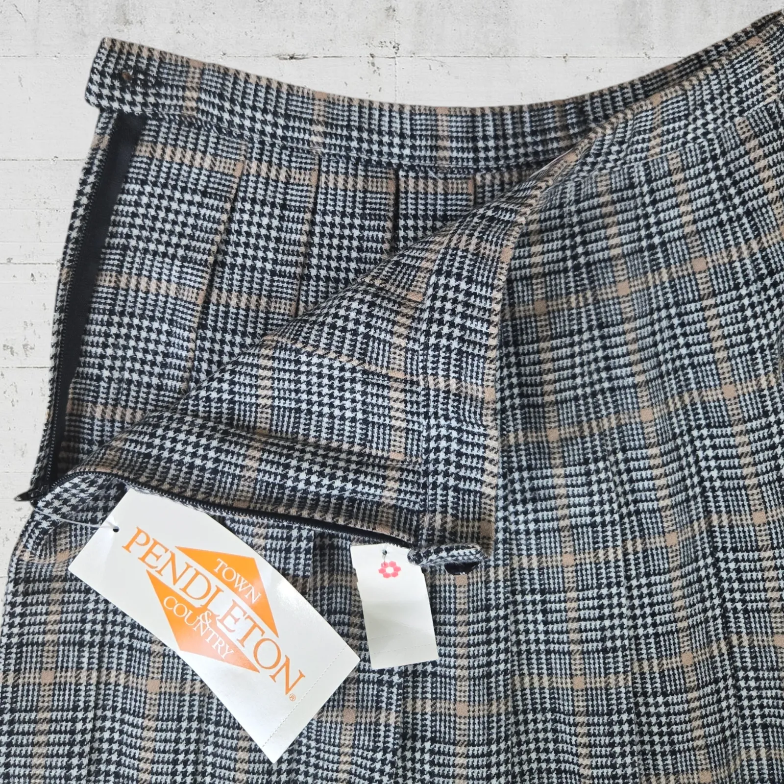 Vintage 70s Pendleton Gray Plaid Carnegie District Tartan Wool Skirt Size 16 NWT - Image 8