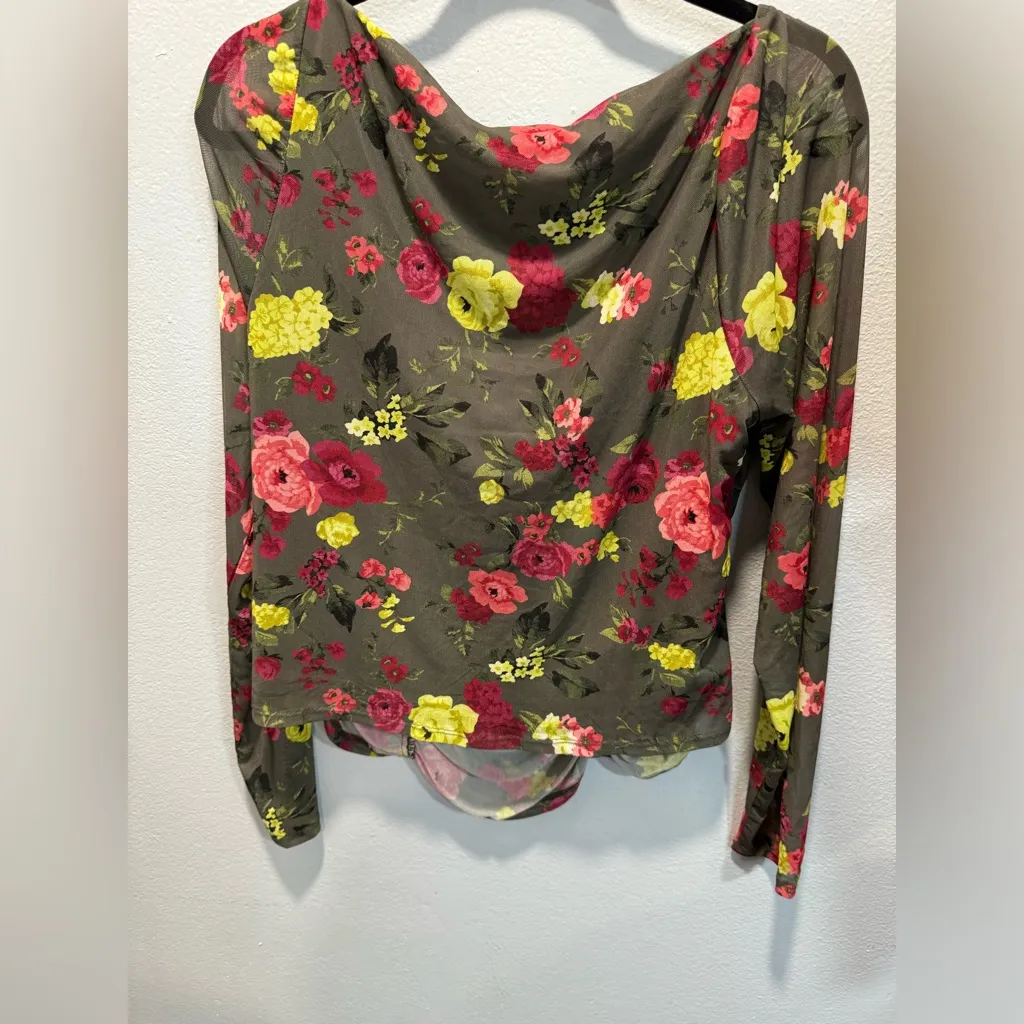 NWT Bar III blouse - Image 3