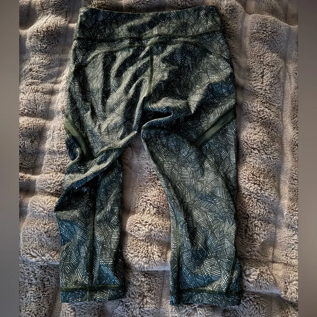 Lululemon Cool To Street Crop Leggings mesh gator green 4 luxtreme - Image 4