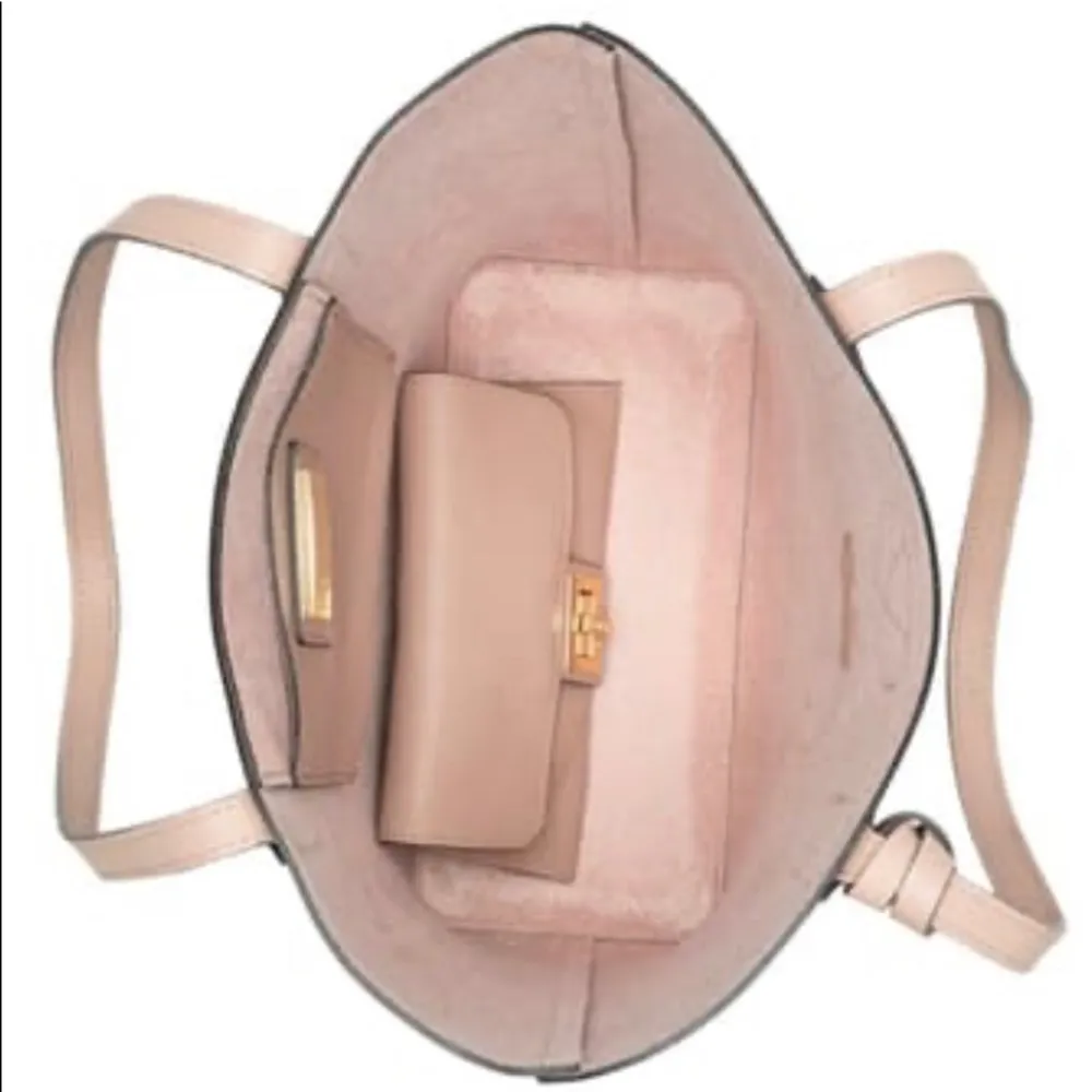 Authentic VALENTINO By Mario leather tote and flap wallet set - Image 5