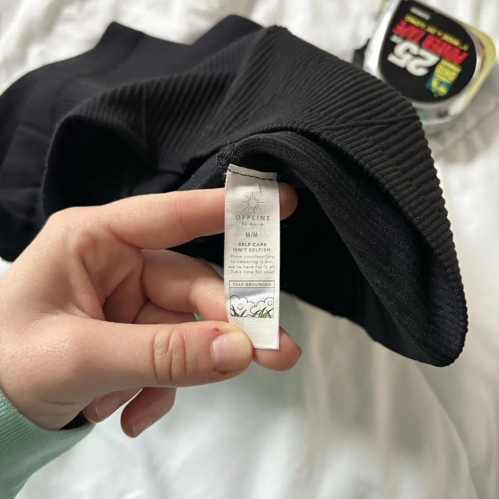 Aerie Womens Size Medium High Waisted Seamless Black Shorts Gym Nylon Spandex - Image 4