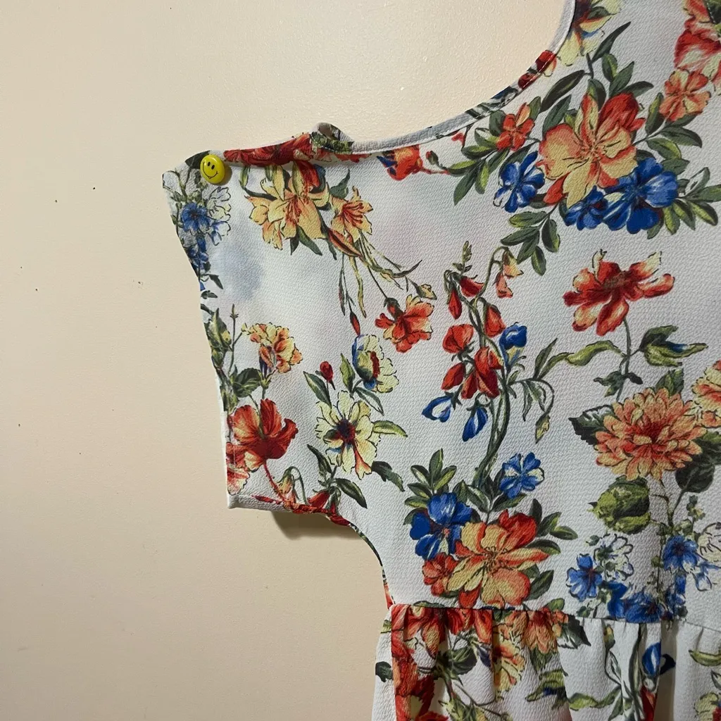 Bobeau White Flutter Sleeve Blouse with Peplum - Image 2