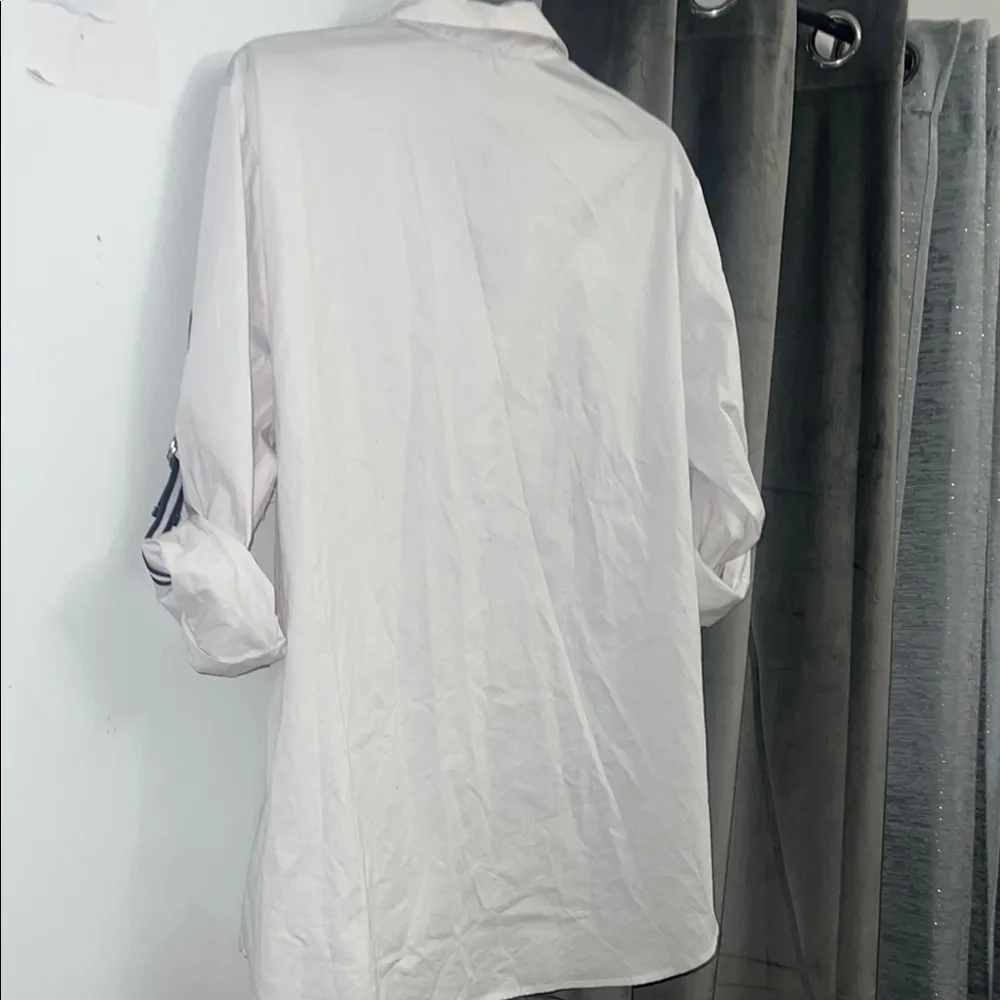 White Button - Image 6