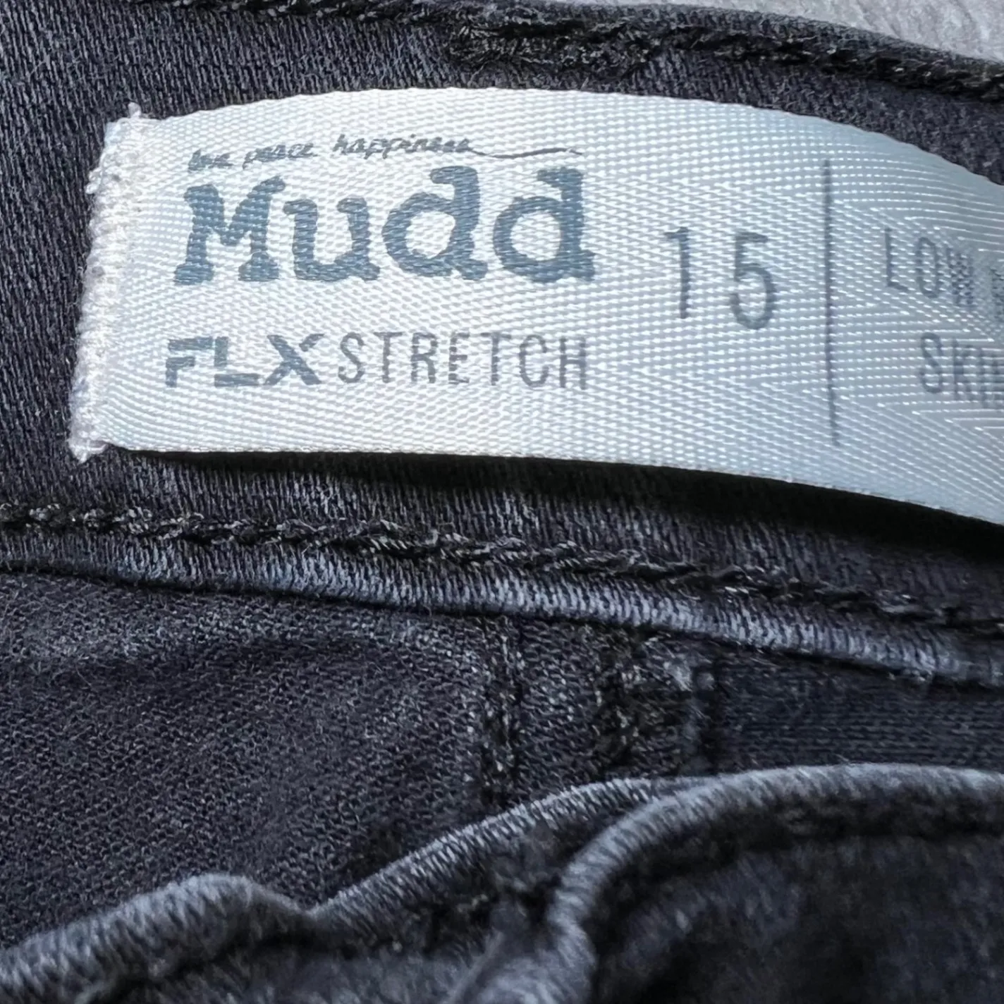Mudd FLX Stretch Low Rise Skinny Distressed Ripped Jeans Womens 15 Black Denim - Image 4