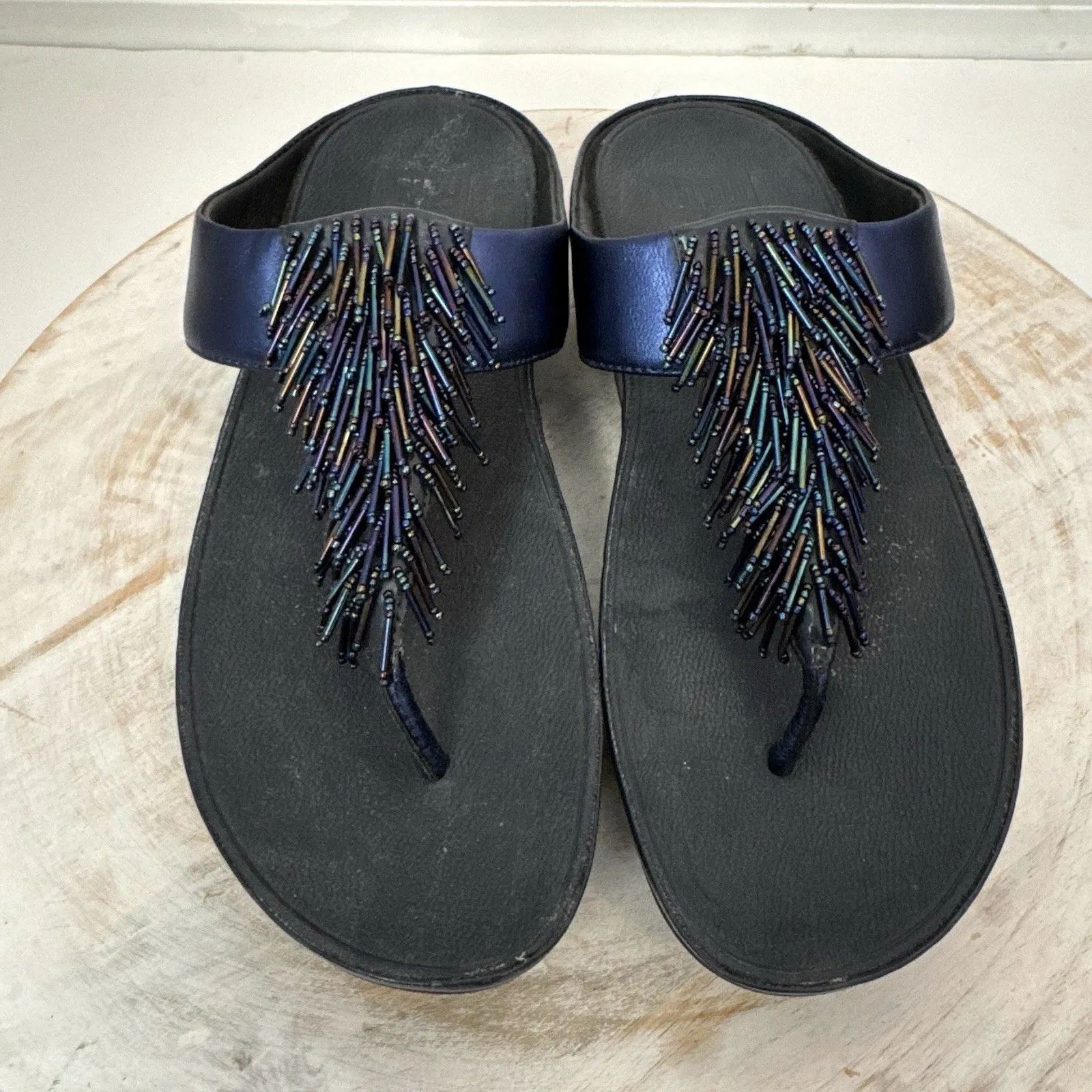 FITFLOP Rumba Iridescent Beaded Toe Post Sandal Women Size 10 Metallic Blue 336 - Image 3