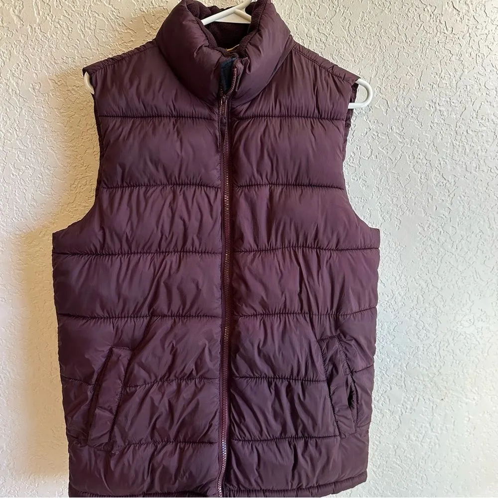 Old Navy Maroon Puffer Vest‎ Jacket Size Small - Image 6