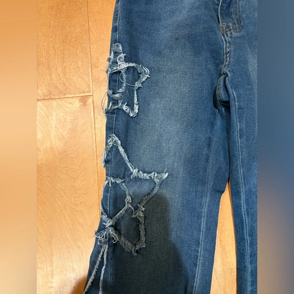 Romwe hippie flare stretchy boho  jeans frayed stars  sz M 6 8 high rise - Image 2