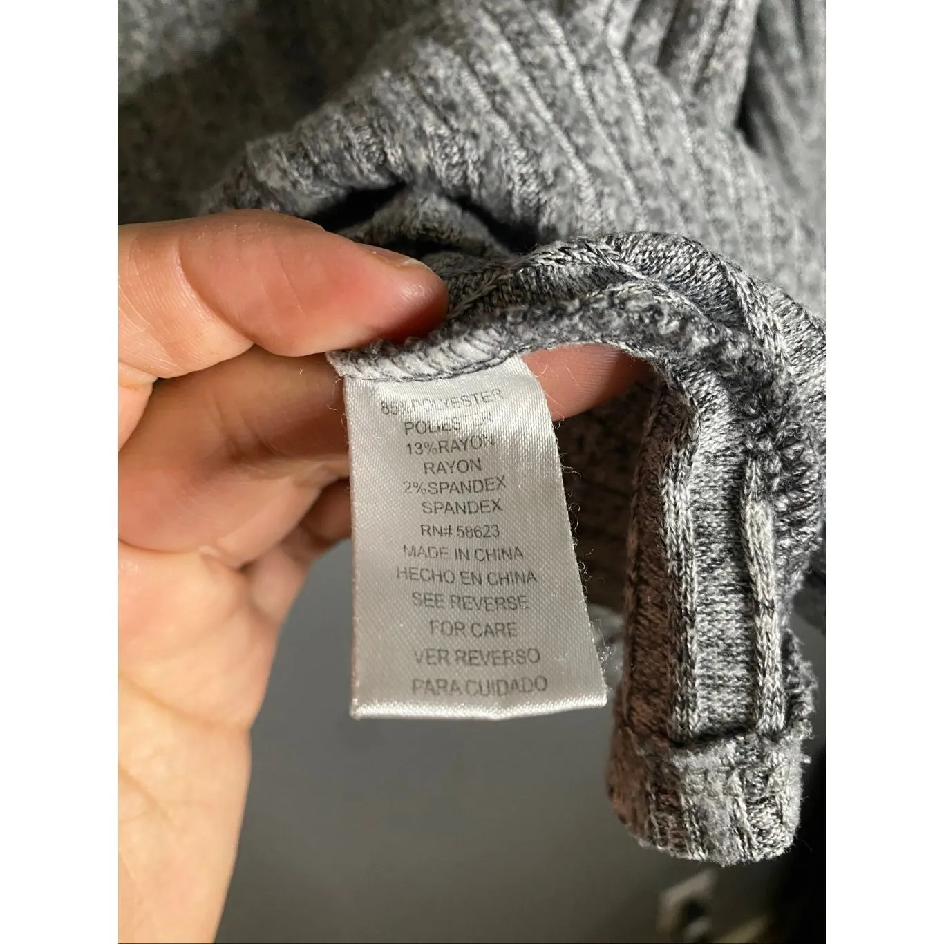 Carol Rose Gray Ribbed Cowl Neck Sweater Size Large - Image 4