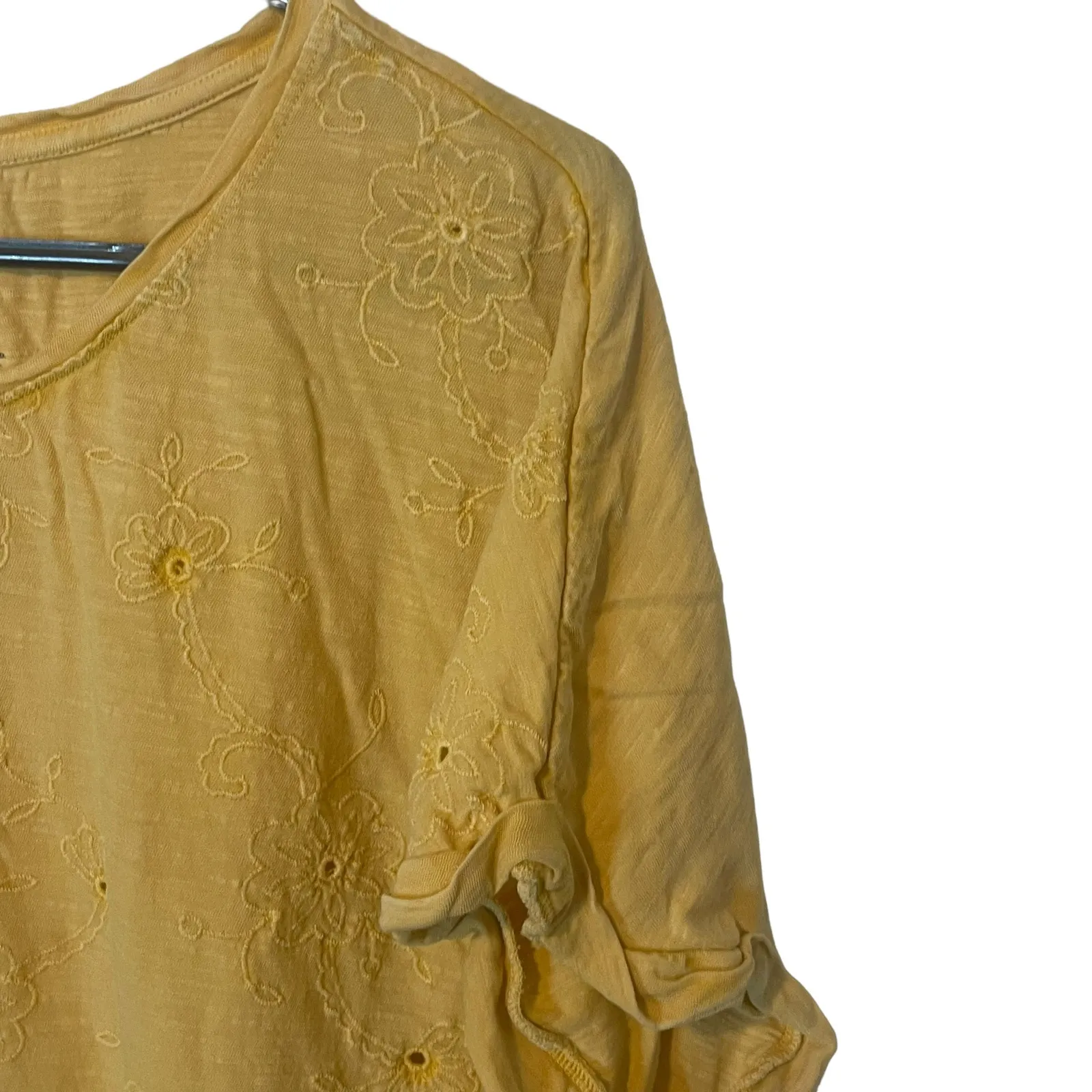 Sonoma Women's Plus Size‎ XXL Yellow Embroidered Floral Short Sleeve Top - Image 4