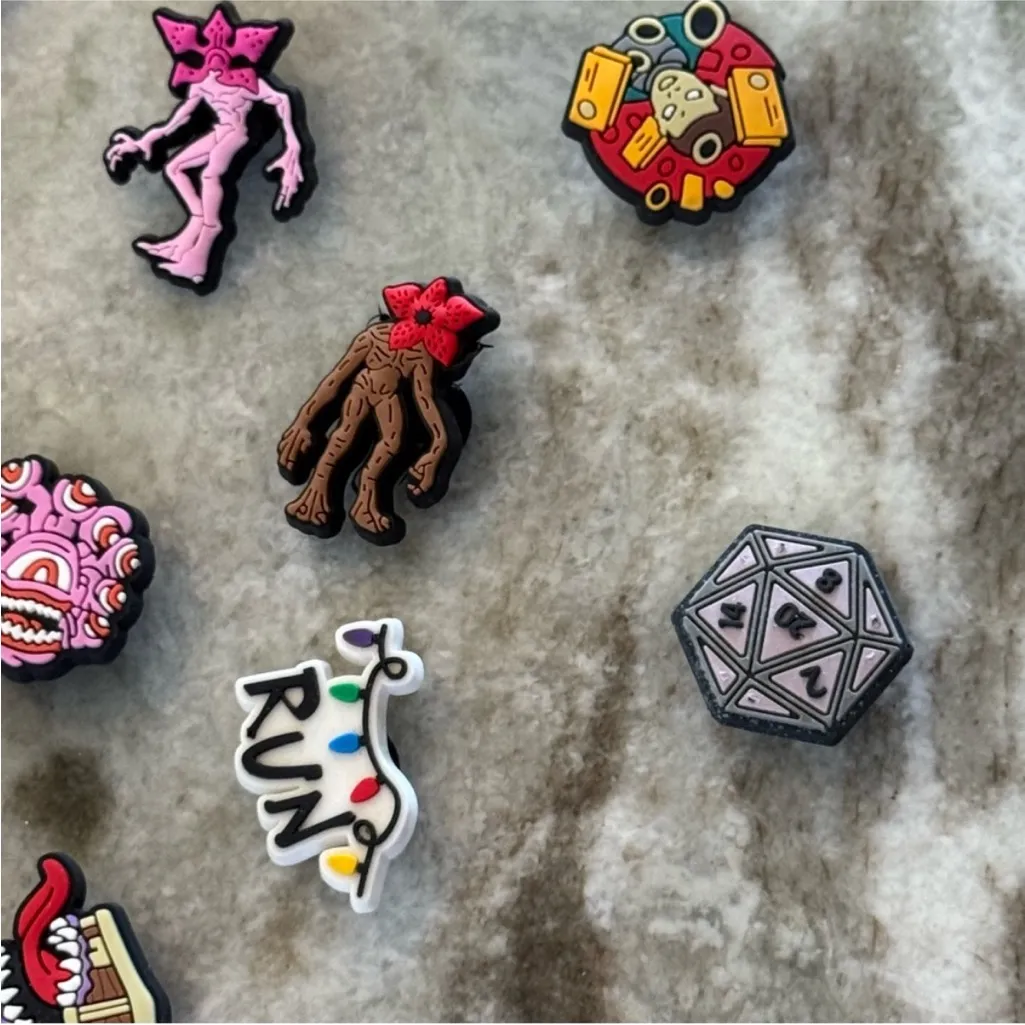 CROCS Stranger Things Jibbitz Set - Multicolor - Image 2