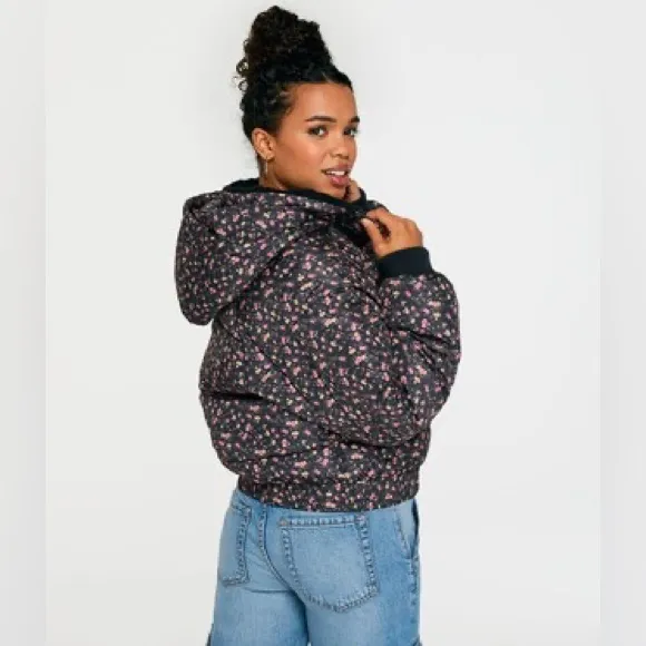 Aeropostale Floral Heavyweight Puffer Jacket Black - Image 8