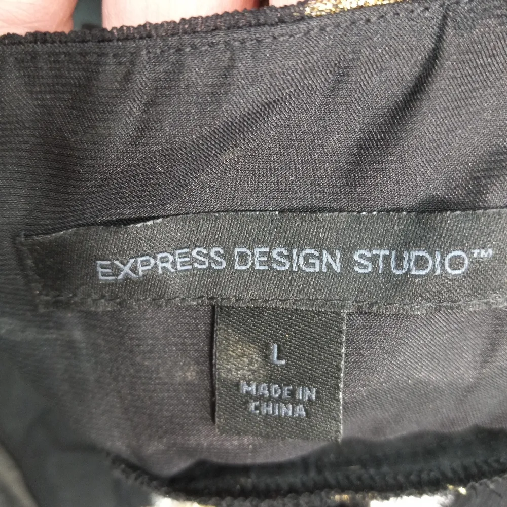 Express Design Studio L Silk Babydoll Polka Dot Halter Top Silver in Gold Black - Image 8