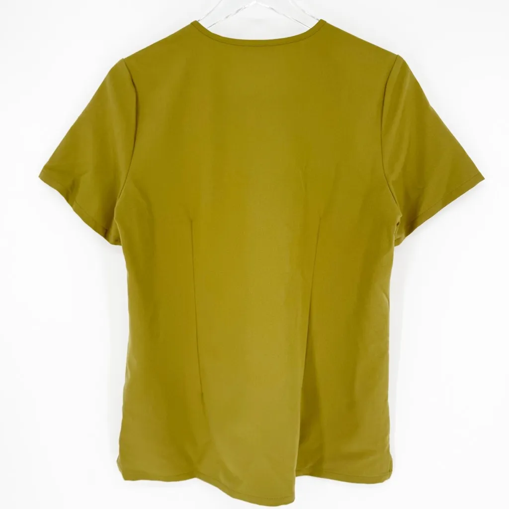 NWT Figs Catrina One Pocket Scrub Top M Green - Image 2