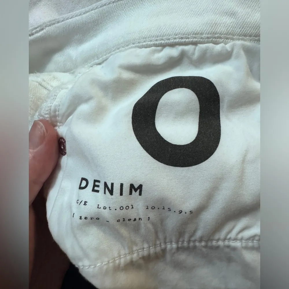 Current/Elliott Jeans Size 23 - Image 4