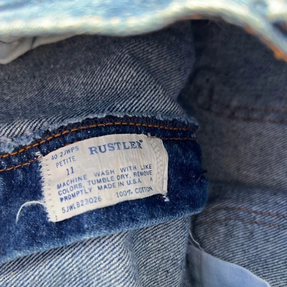Vintage Dark Wash Rustler Straight Leg Denim Tagged Size 11 Made In U.S.A - Image 3
