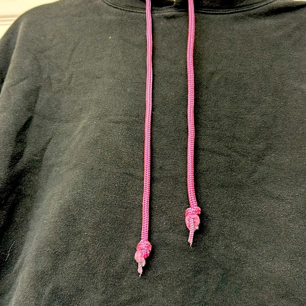 Wild Fable  Black Pink String Cropped Hoodie - Image 3