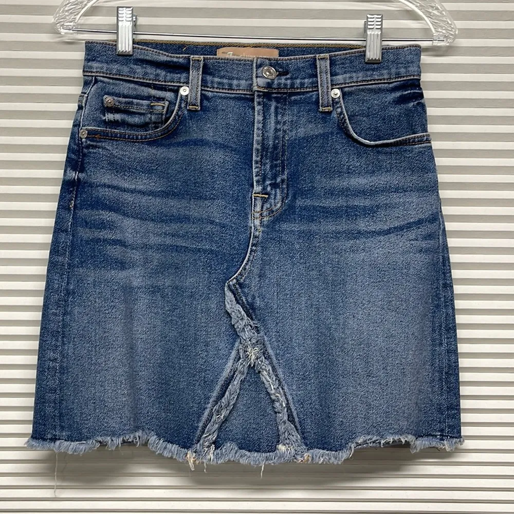 7 For All Mankind Luxe Vintage Fray Jean Mini Skirt Size 26 - Image 2