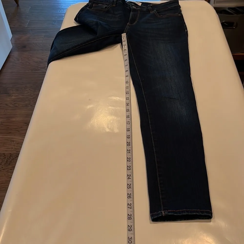 DL1961 Emma Power Legging Size 28 - Image 5