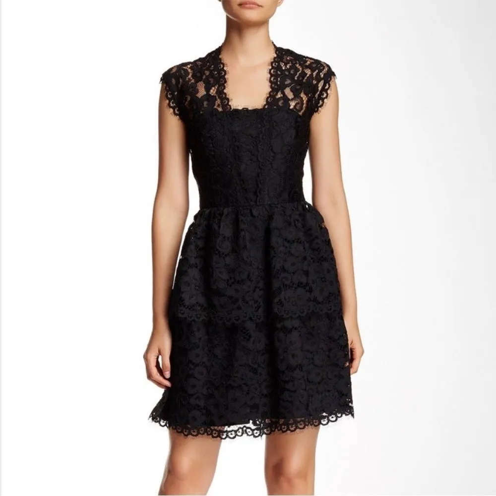 Shoshanna Vanita Black lace peplum dress size 2 - Image 3