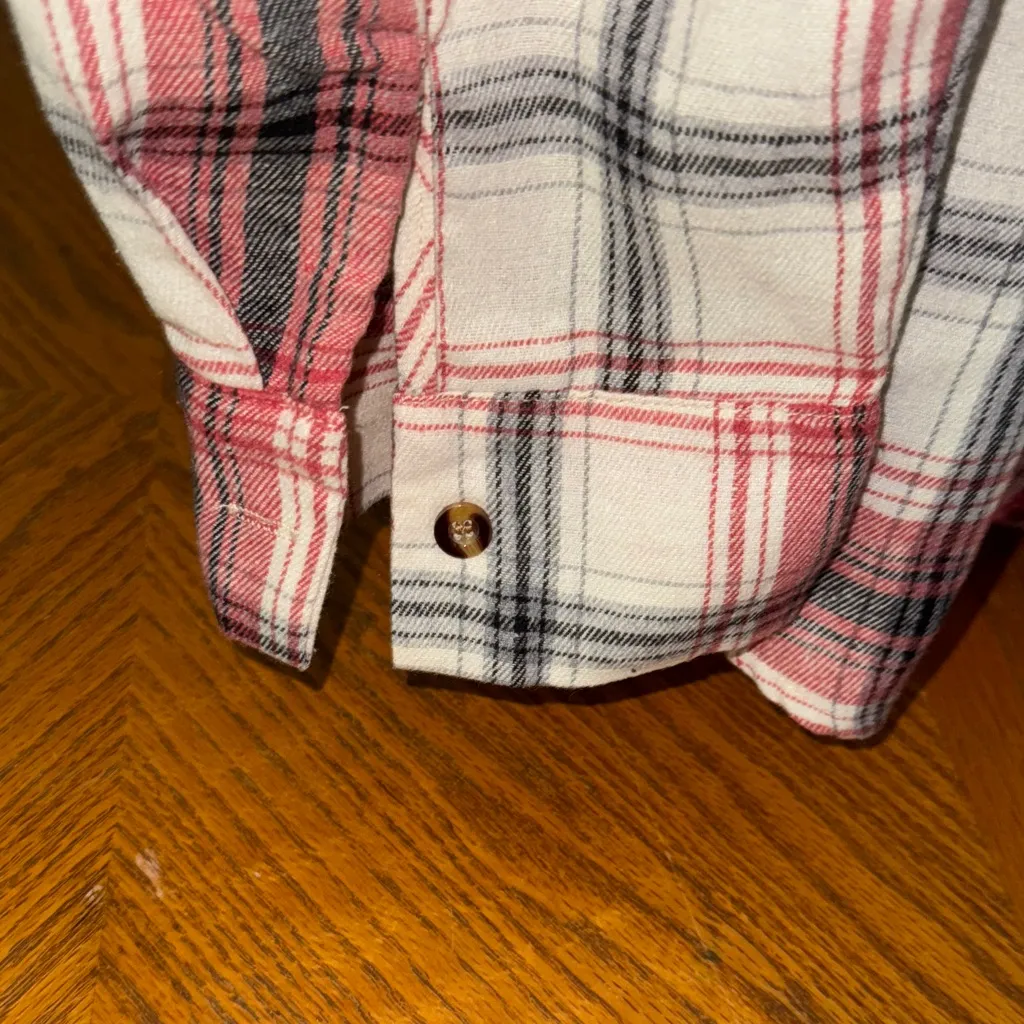 Red and White Plaid Hoodie Shirt - Image 4