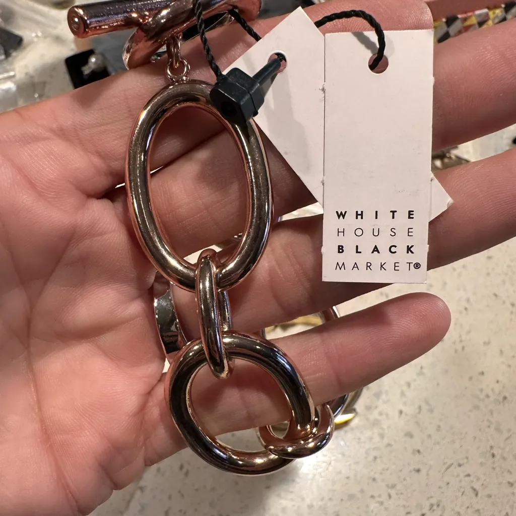 B54. White House Black Market Rose Gold Geometric Toggle Bracelet NWT - Image 2
