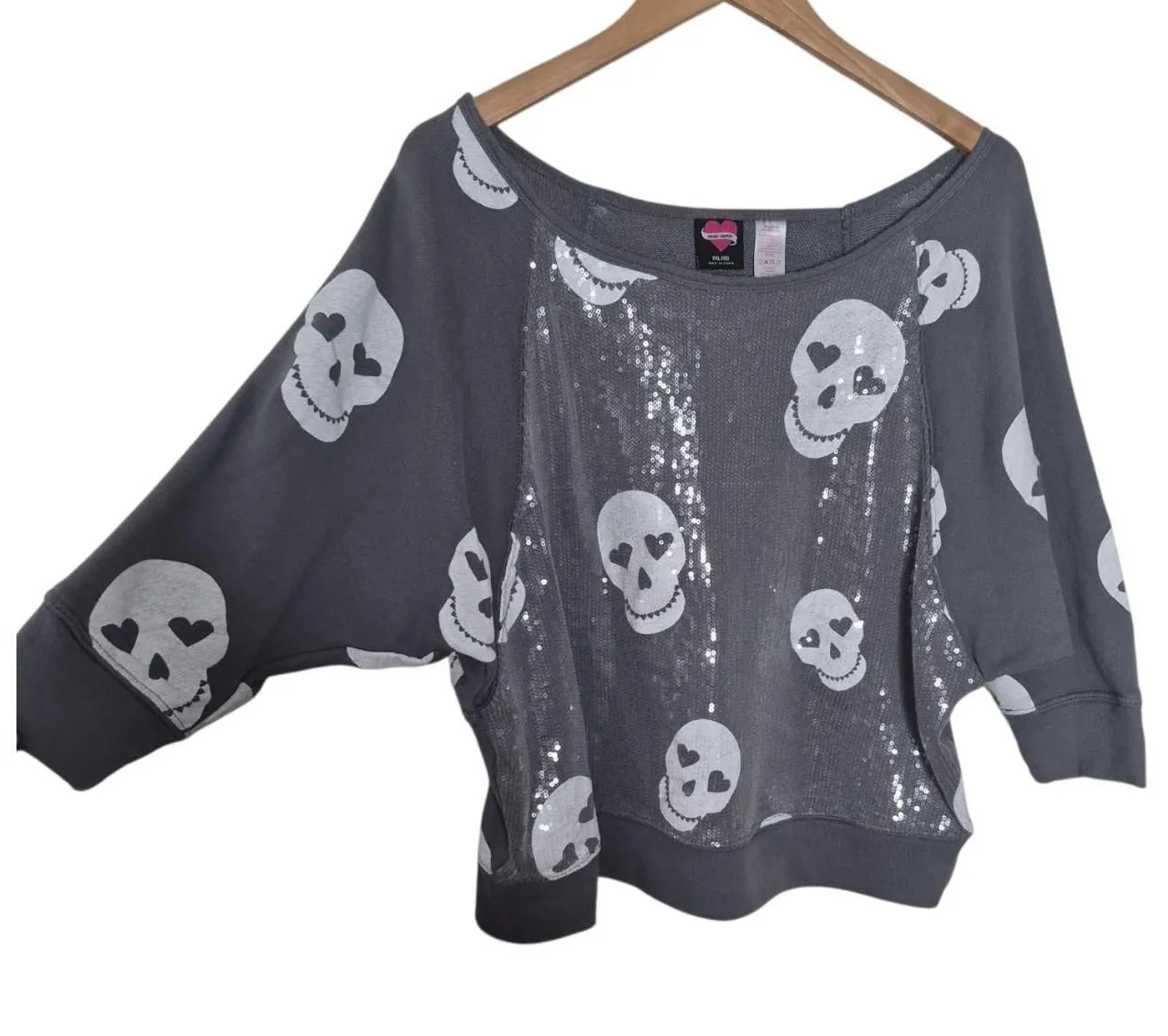Hard Candy Y2K Grey Sequin Skull Batwing Sweatshirt Juniors Size XXL (19) - Image 1