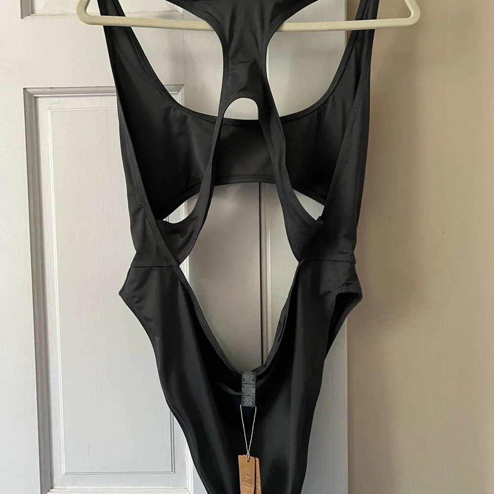 Skims Signature Swim Cut Out Monokini in Gunmetal - Image 8