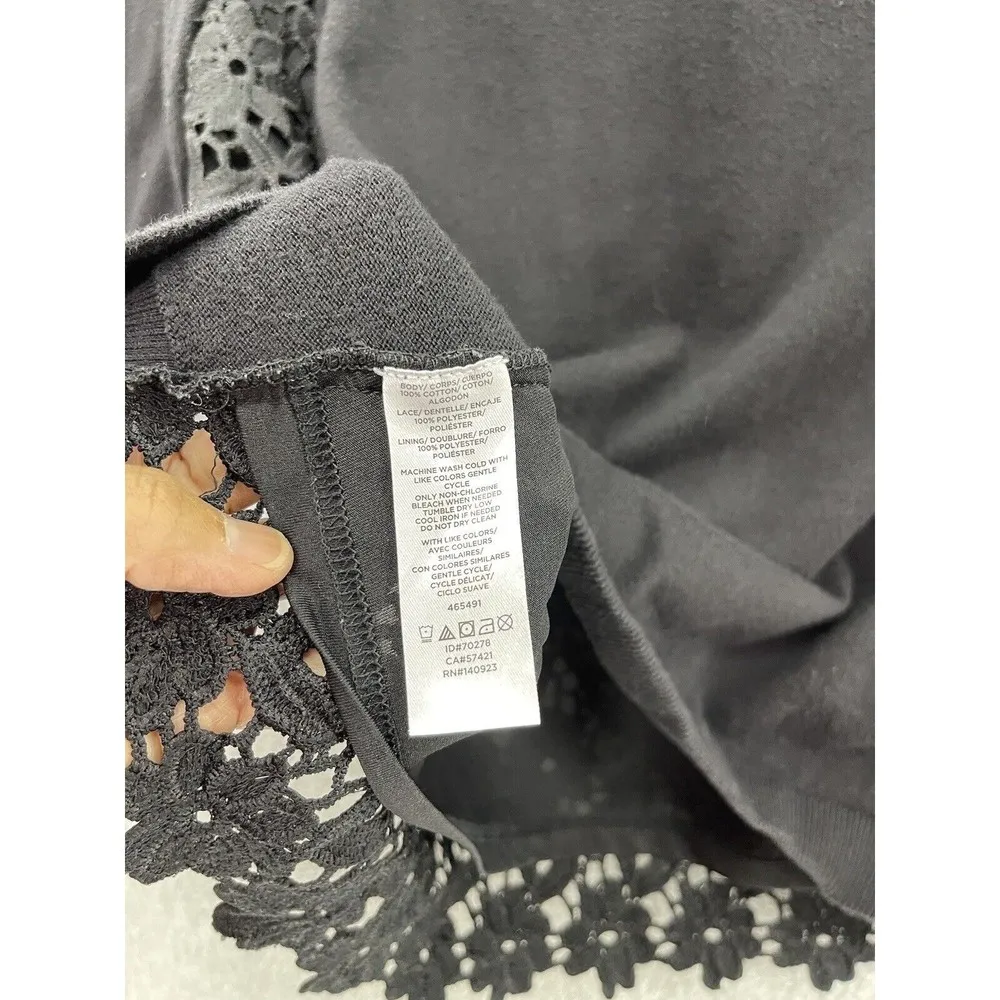 LOFT Ann Taylor Women's Blouse Solid Black Crochet Overlay Size Small - Image 3
