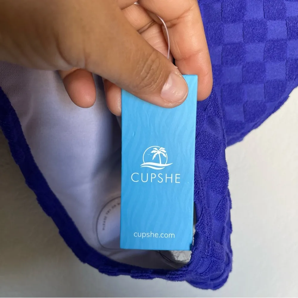 Cupshe  2 pieces Bathing suits SZ L - Image 6