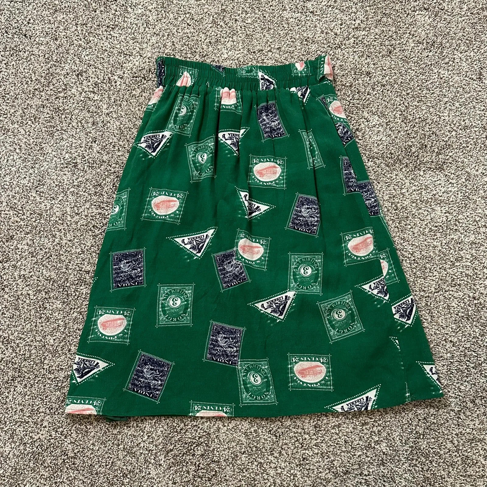 Porridge Anthropologie green stamp print midi skirt size XS - Image 3