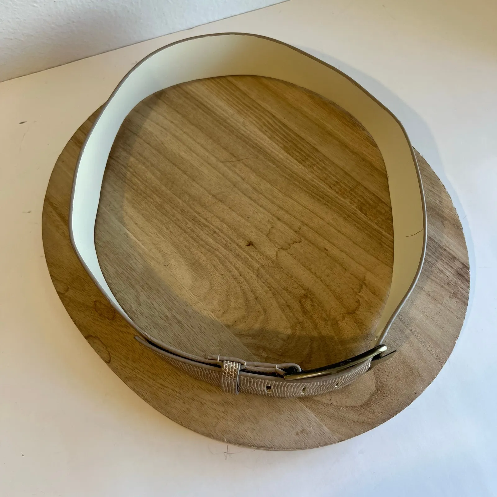 Tan Beige Textured Vegan Leather Wide Golden Buckle Belt Size Large - Image 6