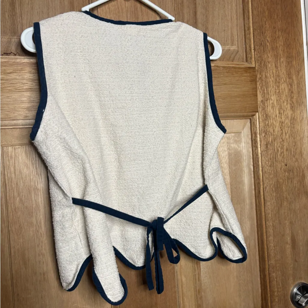 Saisaa studio women’s Cream and Navy Button - Image 4