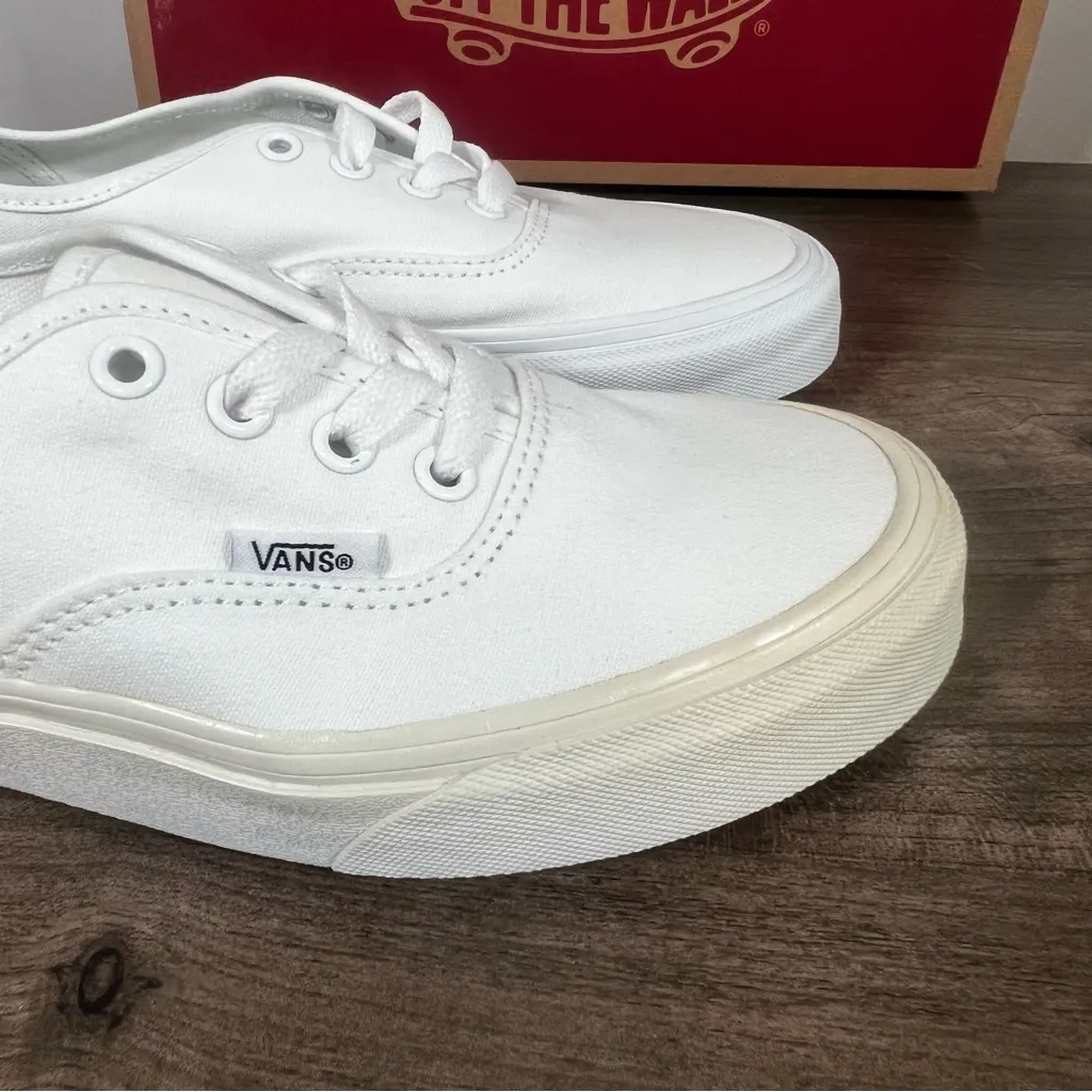 VANS Authentic Unisex Shoe FLAW Size 7.5 or 6 #250990 - Image 2