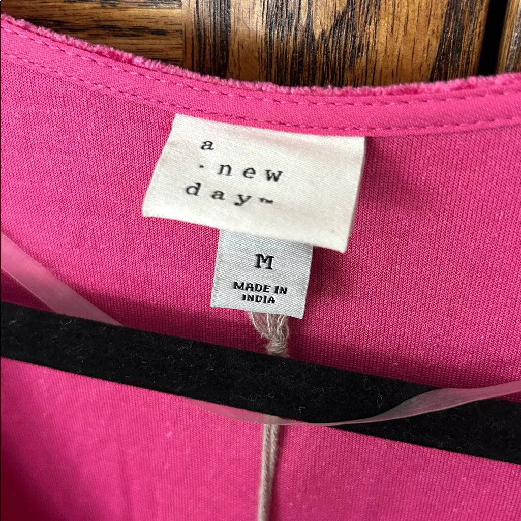 A New Day Pink Crushed Velvet Jumpsuit Womens Medium 70's Inspired Hyperfeminine - Image 5