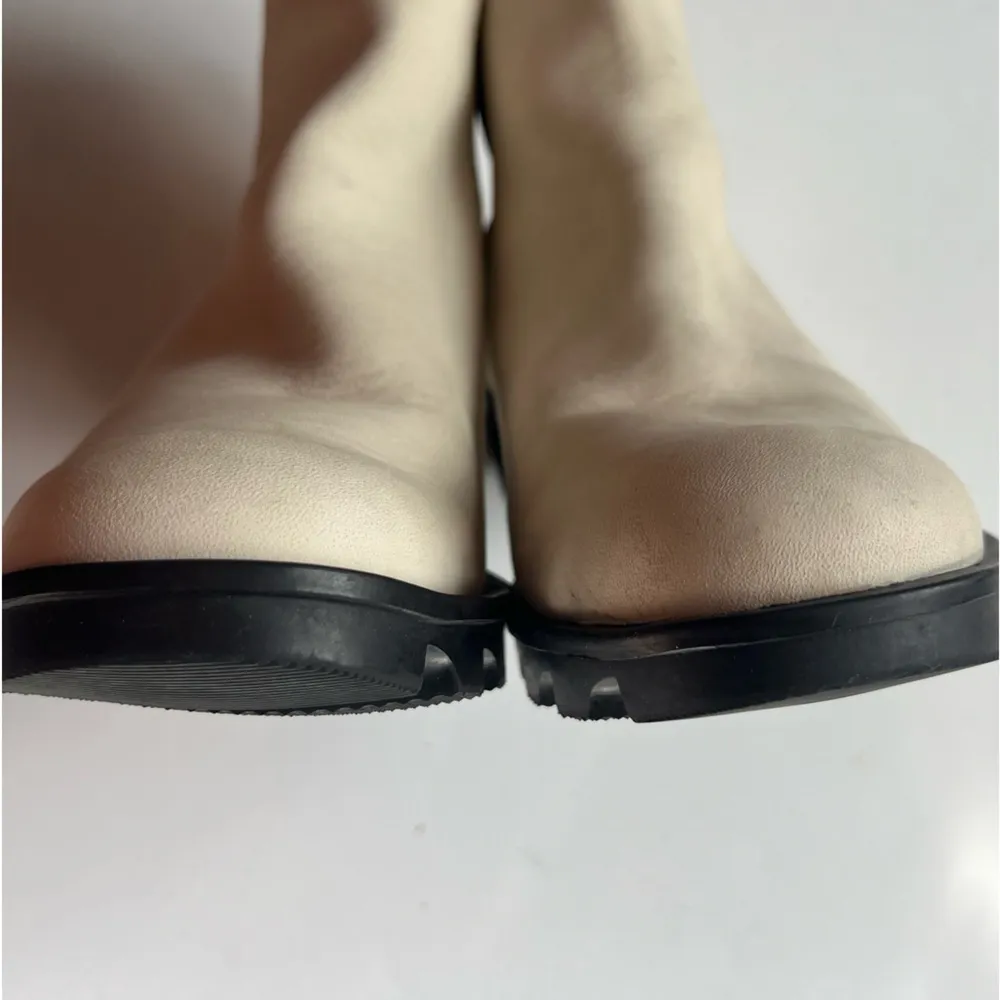 Sorel Phoenix Zip Fawn OFF White Waterproof Bootie Women’s Size 8 - Image 3