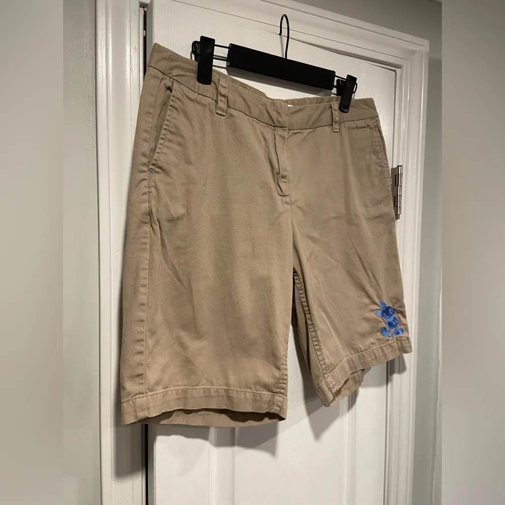 Disney Parks Size 10 Khaki Zip Up Cotton Twill Blue Mickey Embroidered Shorts - Image 5