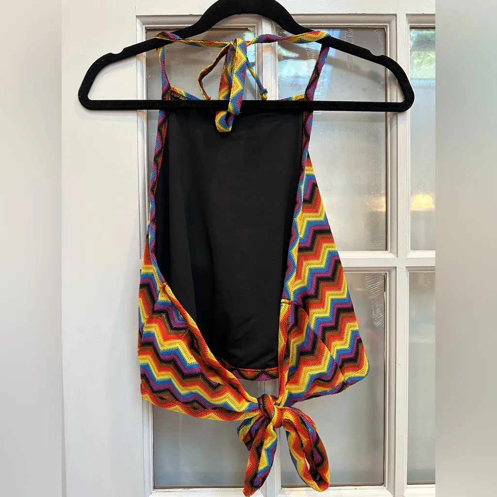 PRIDE Target Top Women’s Plus Size 1X Rainbow Pull On LGBTQ Chevron Party - Image 4