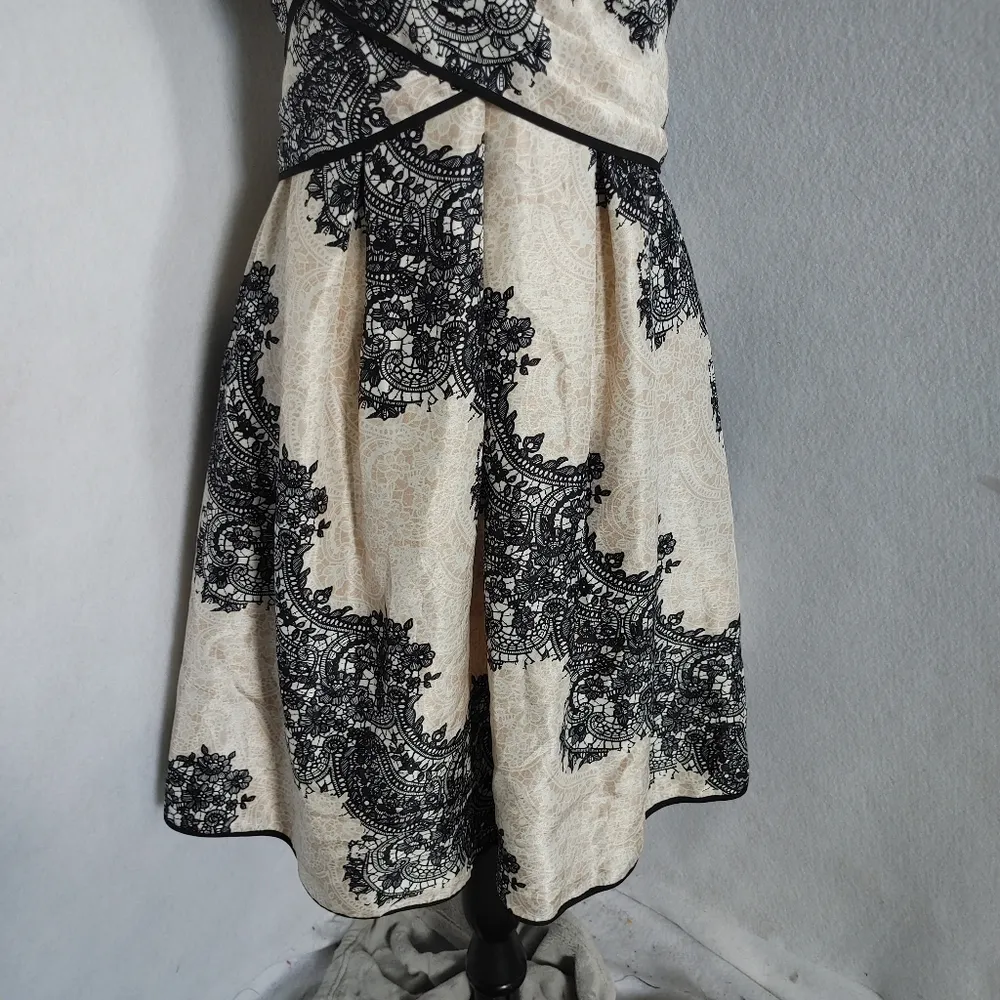 Jessica Simpson Lace Print Dress - Image 4