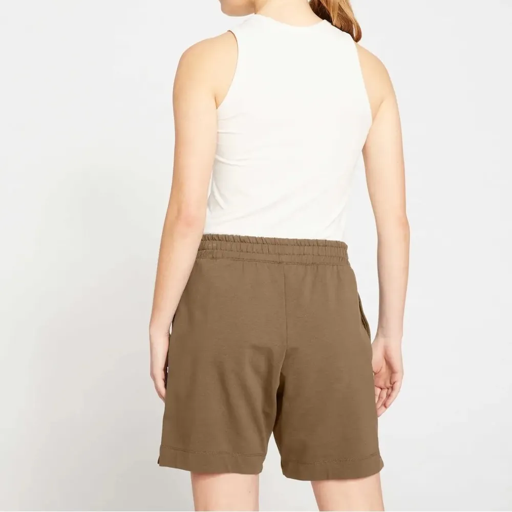 NWT Universal Standard Classic Light Terry Sweatshorts
Crocodile Green 6XL - Image 2