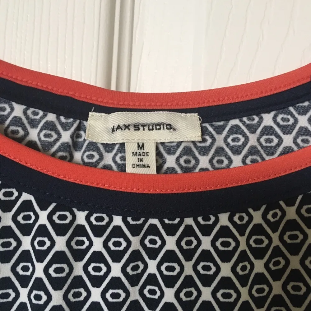 EUC Max Studio dress - Image 2