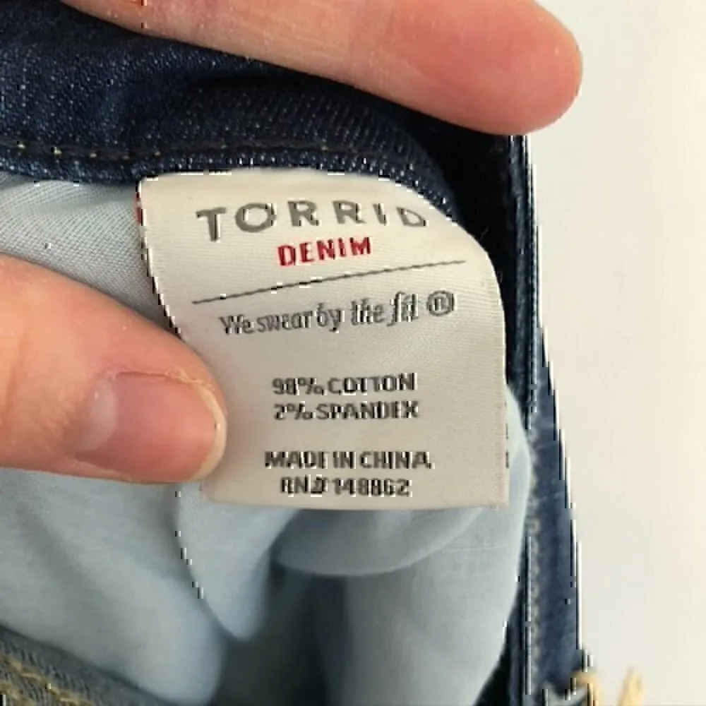 NEW NWT TORRID Plus Size Classic Skinny Jean Vintage Stretch Medium Wash 26 Reg - Image 11