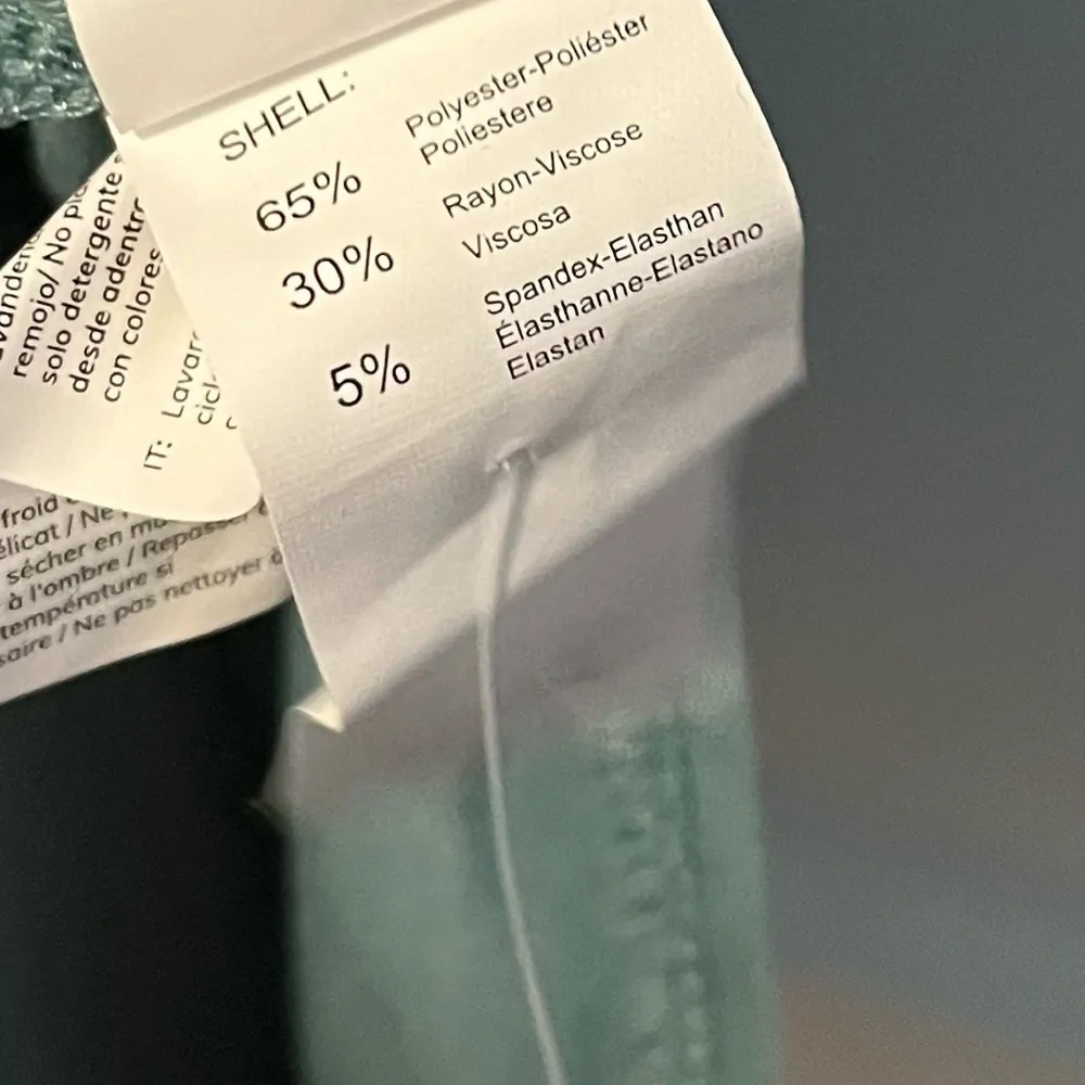 Cupshe  • NWT Teal V-Neck Short Sleeve Tee - Image 8