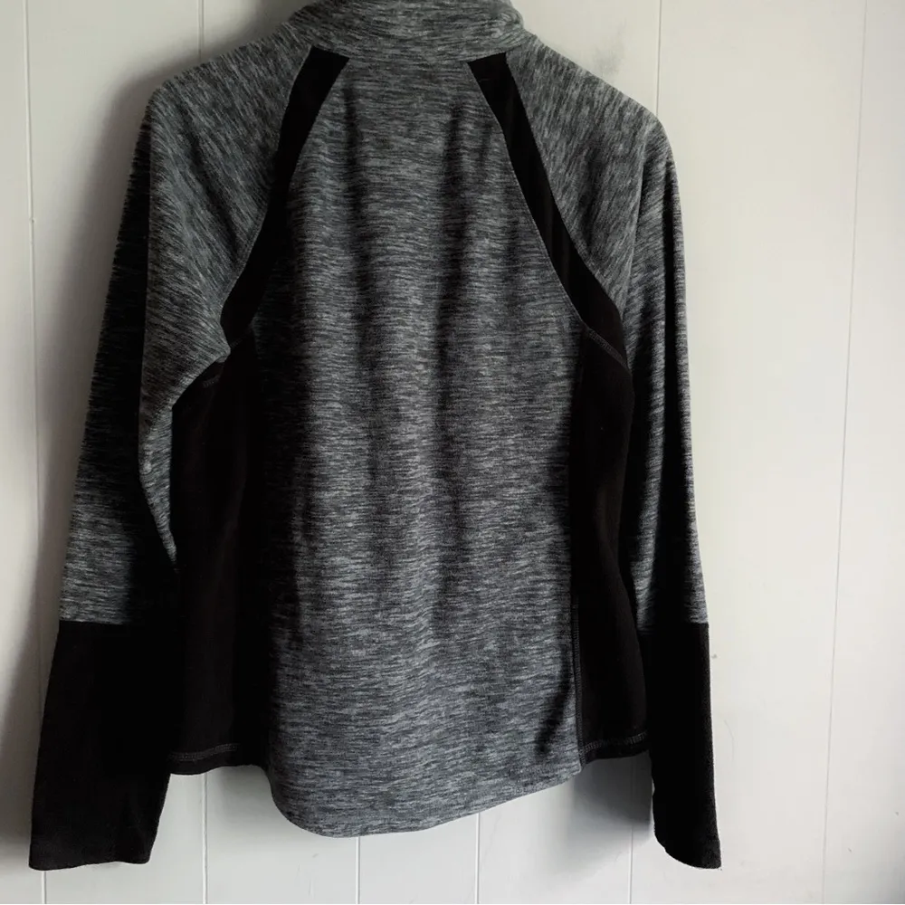 SO Soft Performance 1/2 Zip Fleece Jacket Gray & Black XL - Image 2