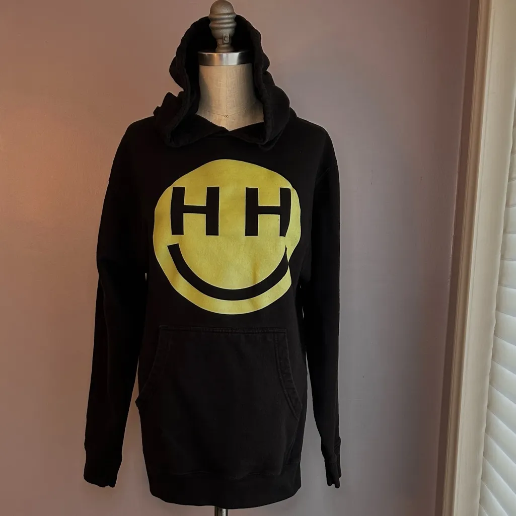 Happy Hippie Foundation Miley Cyrus Unisex Black Pullover Hoodie Smiley Face S - Image 2