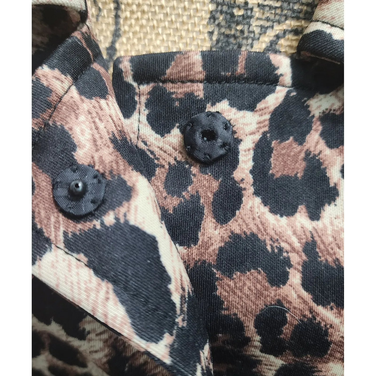 Tahari Arthur S Levine Leopard Print Blazer Jacket Collared Button Size‎ 18 Brown Size 18P - Image 3