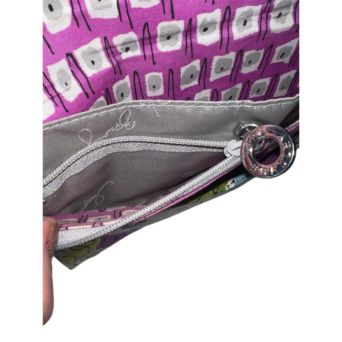 Vera Bradley Travel Wallet Watercolor Gray Floral Flat Clutch w magnet close - Image 6